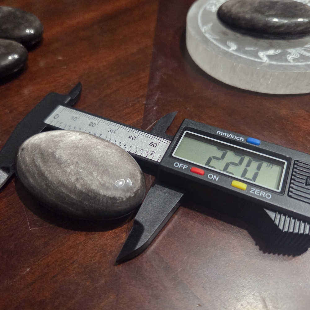 Silver Sheen Obsidian Palmstone - Picture 15 of 16